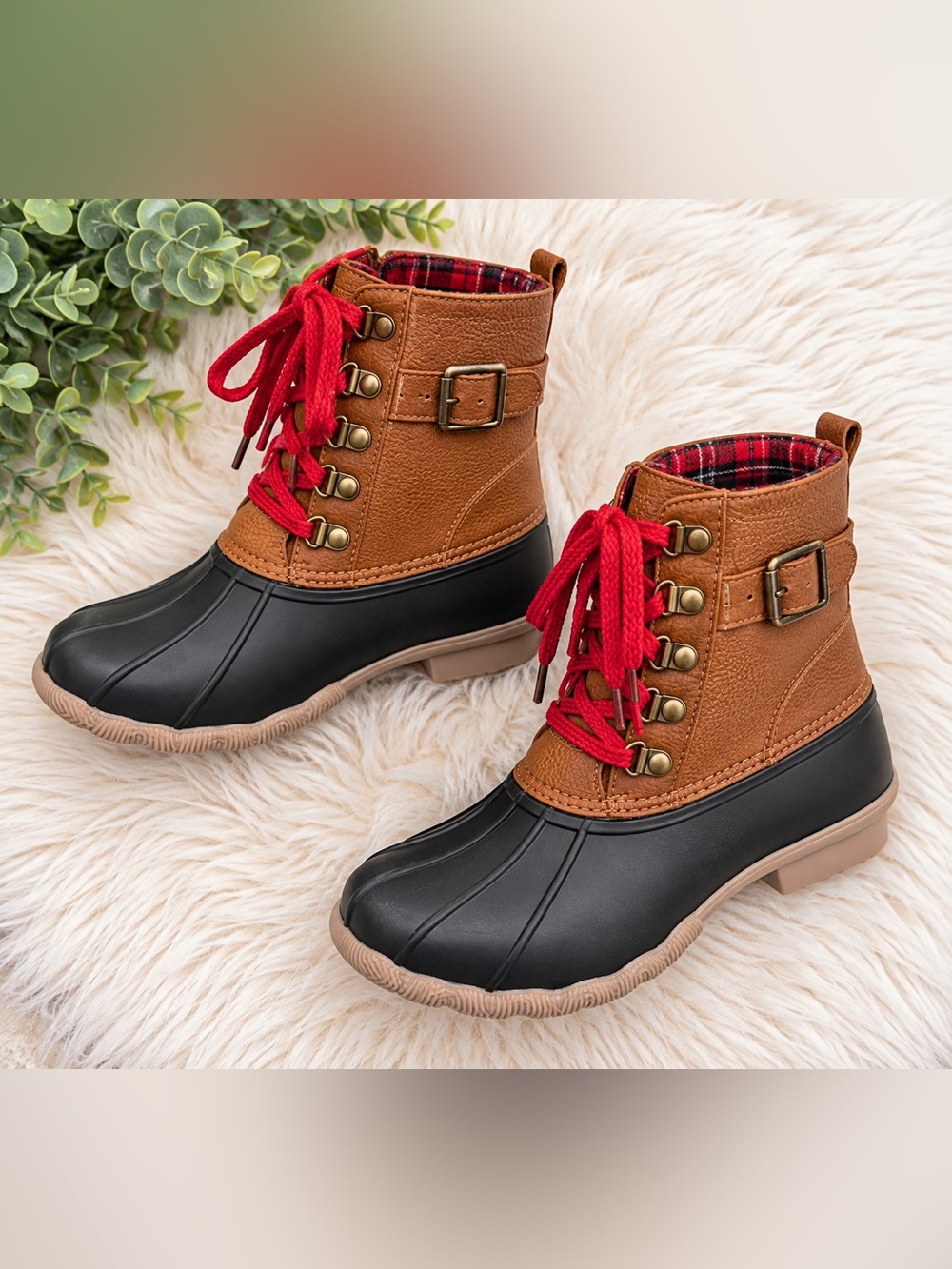 Maurice’s Jade Duck Boots Women’s Size 7 Brown Black Red Lace Up Buckle NIB